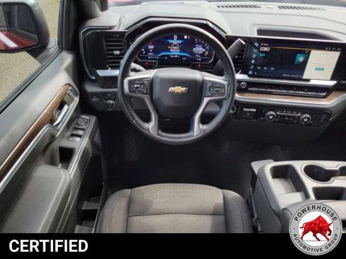 Used 2023 Chevrolet Silverado 1500 LT AWD/4WD image 19