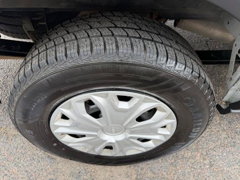 Used 2024 Ford Transit 350 XLT RWD image 33