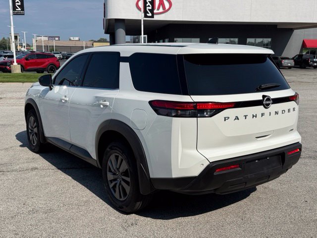 Certified 2025 Nissan Pathfinder S AWD/4WD image 5