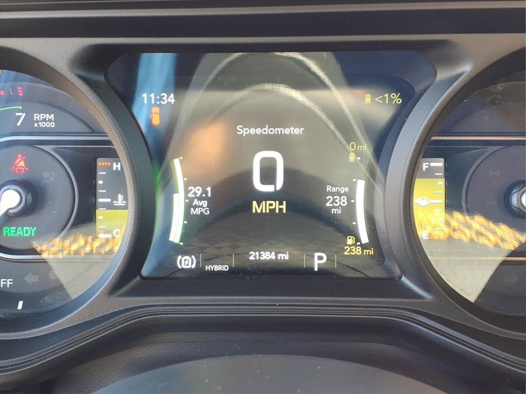 Used 2024 Jeep Wrangler Unlimited AWD/4WD image 15