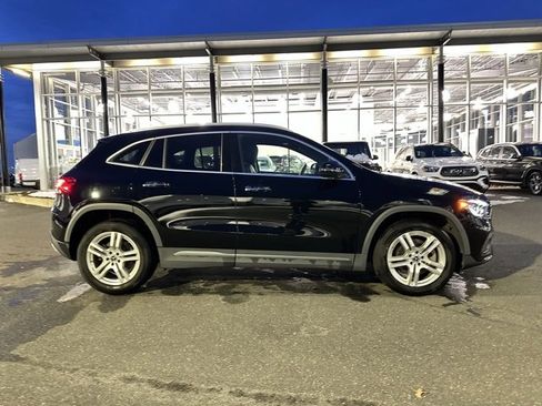 Certified 2021 Mercedes-Benz GLA 250 4MATIC image 7