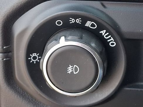 Used 2024 Jeep Wrangler Unlimited Sahara AWD/4WD image 23