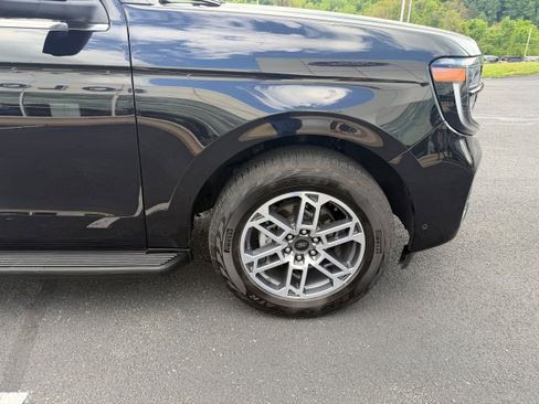 Certified 2025 Ford Expedition Max Active AWD/4WD image 12