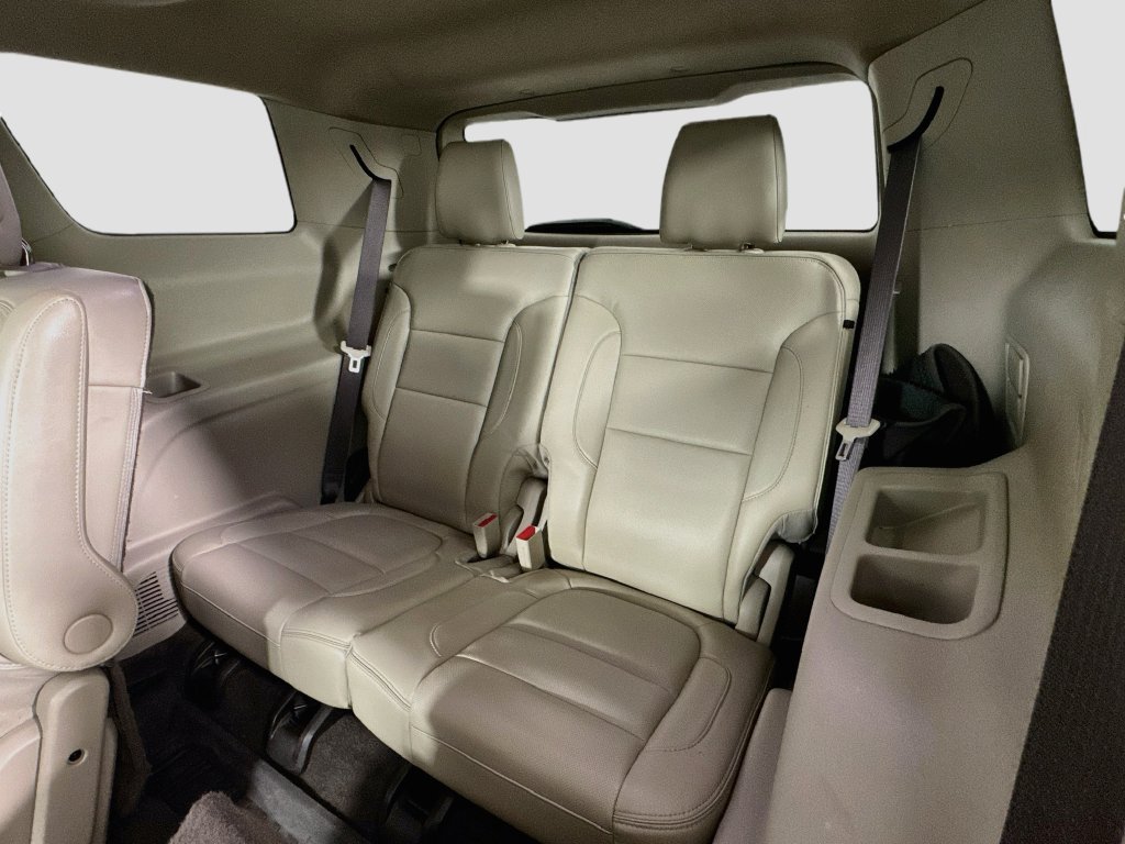 Used 2017 GMC Acadia Denali w/ Technology Package FWD image 30