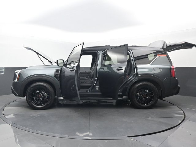 Used 2025 Nissan Armada PRO-4X w/ Pro-4X Premium Package AWD/4WD image 35