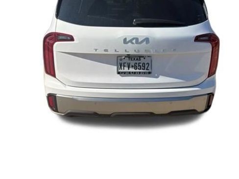Used 2025 Kia Telluride LX image 11