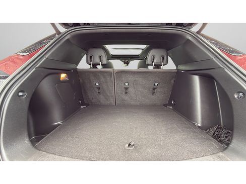 Used 2023 Chevrolet TrailBlazer RS w/ Sun and Liftgate Package AWD/4WD image 9