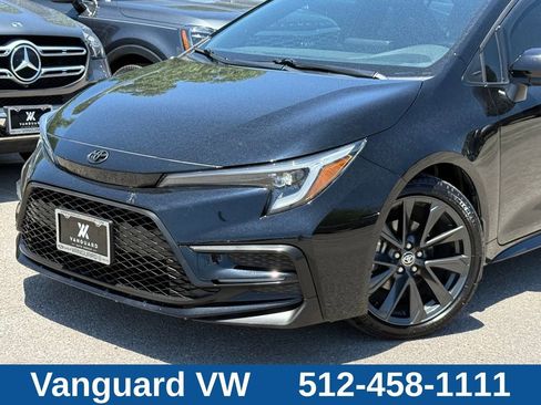 Used 2024 Toyota Corolla SE FWD image 2