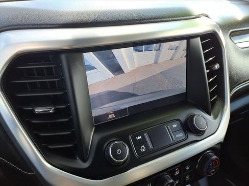 Used 2023 GMC Acadia SLT w/ Elevation Edition image 21