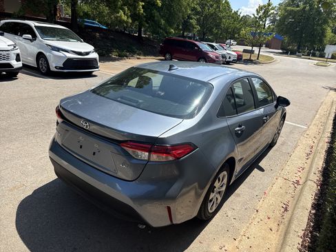 Used 2026 Toyota Corolla LE FWD image 40