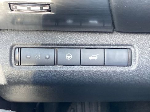 Certified 2025 Nissan Pathfinder SL AWD/4WD image 15