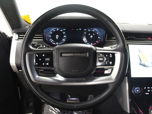 Used 2023 Land Rover Range Rover SE image 20