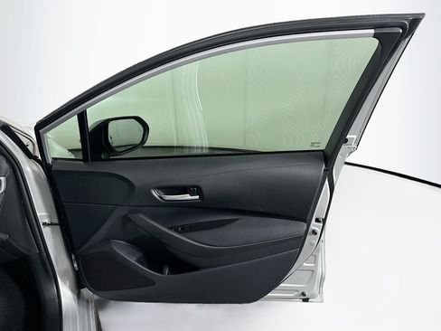 Used 2026 Toyota Corolla SE FWD image 30