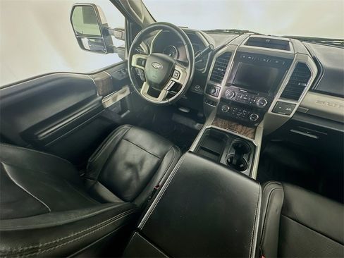 Used 2019 Ford F350 Lariat w/ Lariat Ultimate Package image 9