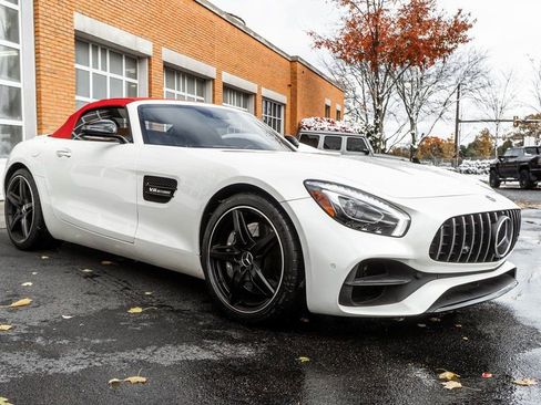Used 2018 Mercedes-Benz AMG GT Roadster w/ Lane Tracking Package image 9