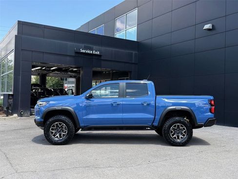 Used 2025 Chevrolet Colorado ZR2 AWD/4WD image 3