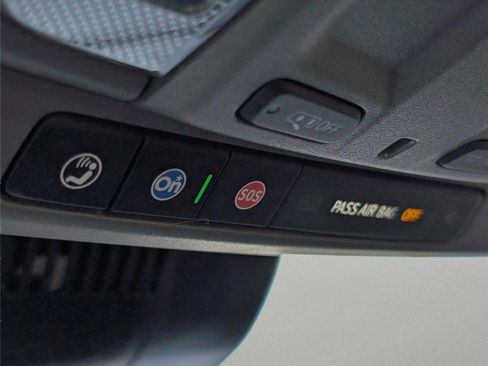 Used 2025 Chevrolet Silverado 3500 LTZ w/ LTZ Convenience Package image 28