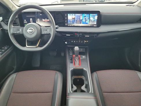 Certified 2026 Nissan Kicks SR FWD image 13