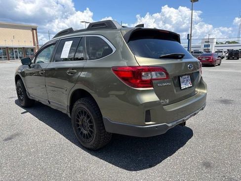 Used 2017 Subaru Outback 2.5i Limited AWD/4WD image 7