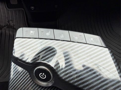 Used 2022 Kia EV6 Wind w/ Wind Technology Package AWD/4WD image 27