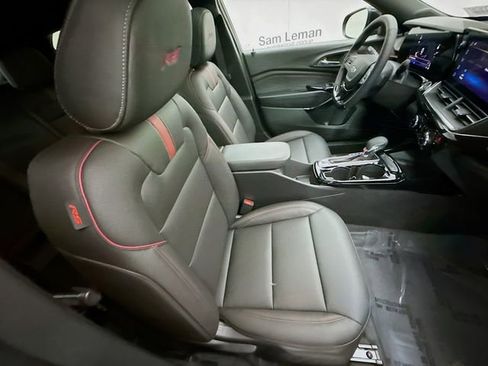 New 2026 Chevrolet Trax RS w/ Sunroof Package image 29