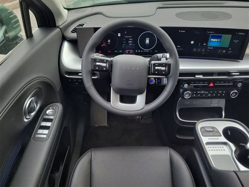 New 2026 Hyundai Ioniq 9 SEL image 17