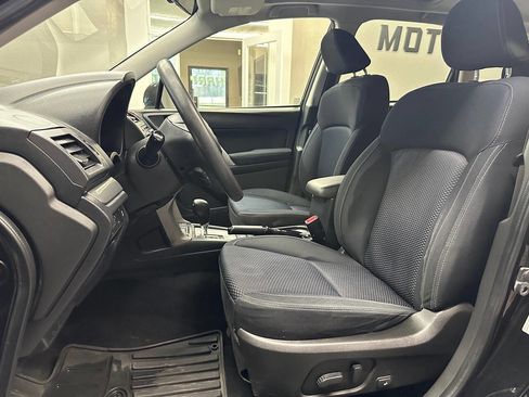 Used 2015 Subaru Forester 2.5i Premium w/ All-Weather Package AWD/4WD image 15