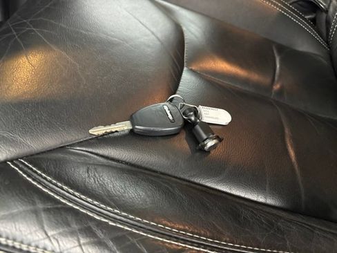 Used 2013 Jeep Wrangler Unlimited Sahara w/ Mopar Chrome Edition Group AWD/4WD image 27