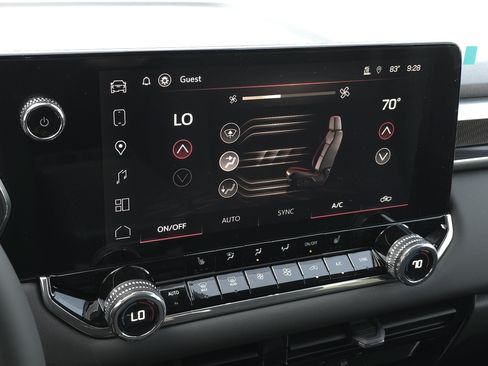 New 2026 GMC Canyon Elevation w/ Convenience Package RWD image 19