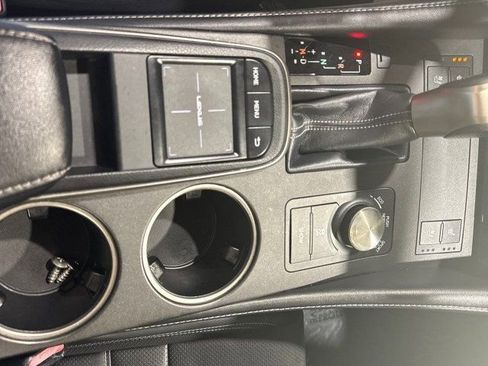 Used 2016 Lexus RC 350 image 18