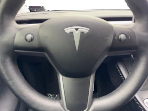 Used 2021 Tesla Model Y Performance image 58