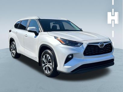 Used 2026 Toyota Highlander XLE