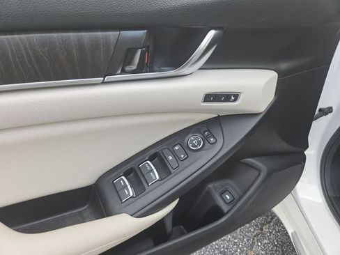 Used 2021 Honda Accord EX-L image 13