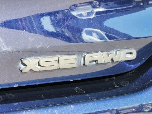 Used 2023 Toyota Highlander XSE image 13