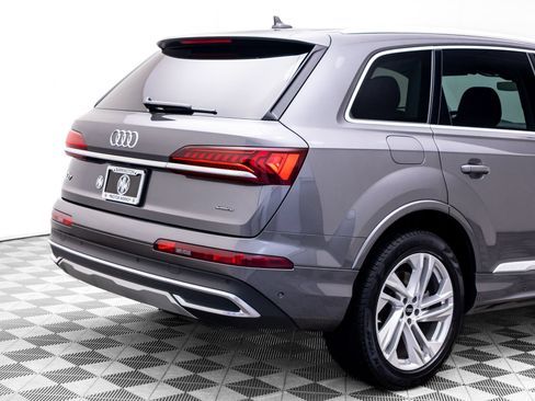 Used 2024 Audi Q7 3.0T Premium Plus AWD/4WD image 34
