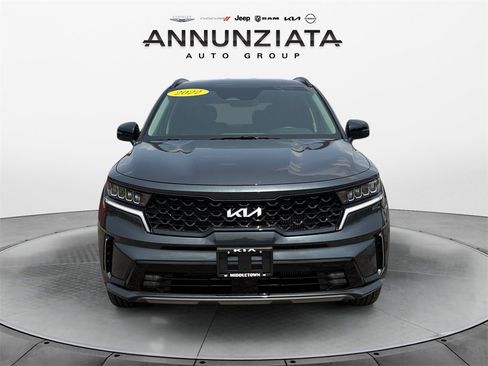 Used 2022 Kia Sorento EX image 8