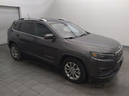 Used 2021 Jeep Cherokee Latitude Lux w/ Comfort/Convenience Group FWD image 11
