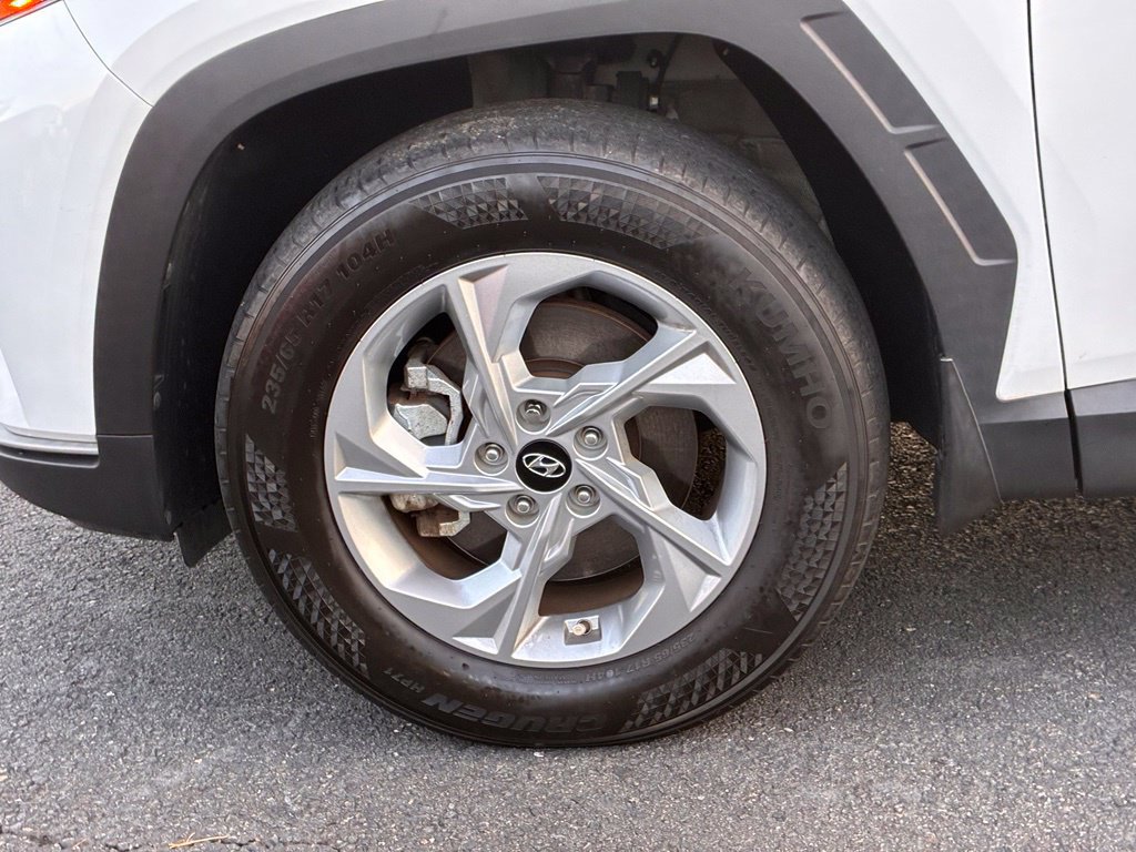 Certified 2024 Hyundai Tucson SE AWD/4WD image 42