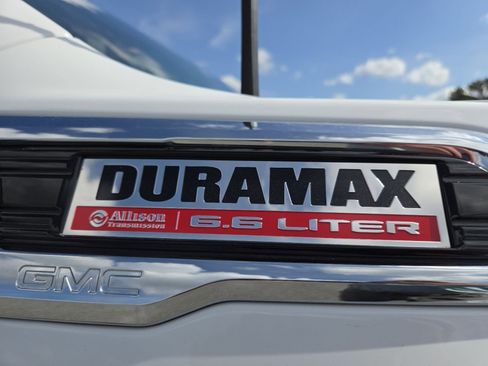 Used 2023 GMC Sierra 2500 Pro w/ Gooseneck/5TH Wheel Package image 12