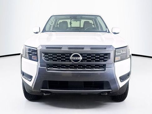 New 2026 Nissan Frontier SV w/ SV Convenience Package image 2