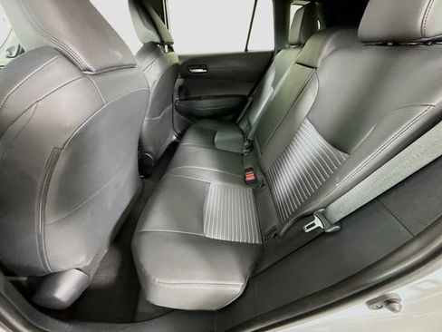 Certified 2024 Toyota Corolla Cross XSE image 24