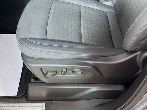 Used 2024 Chevrolet Silverado 1500 LT image 19