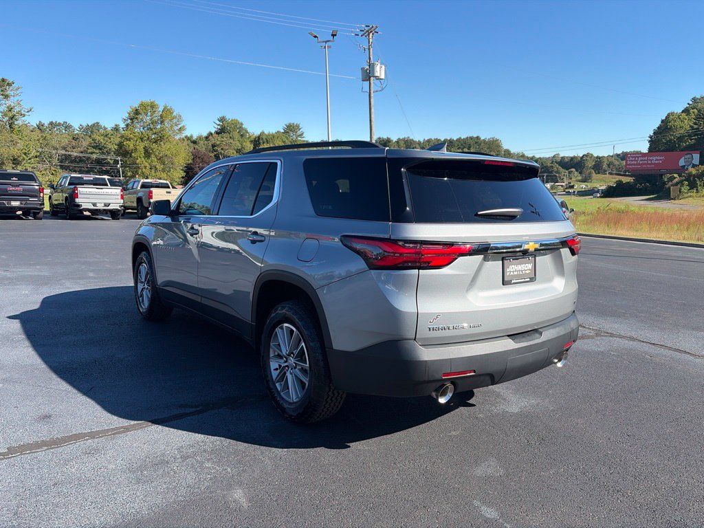 Used 2023 Chevrolet Traverse LT w/ LPO, Floor Liner Package AWD/4WD image 7