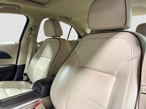 Used 2013 Chevrolet Malibu LTZ image 22