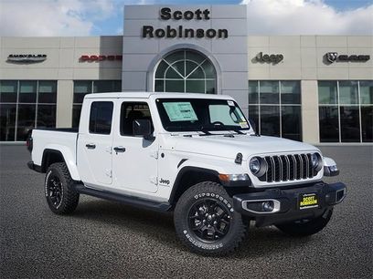 New 2025 Jeep Gladiator Sport