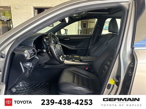 Used 2018 Lexus IS 300 F Sport w/ F Sport Package image 16