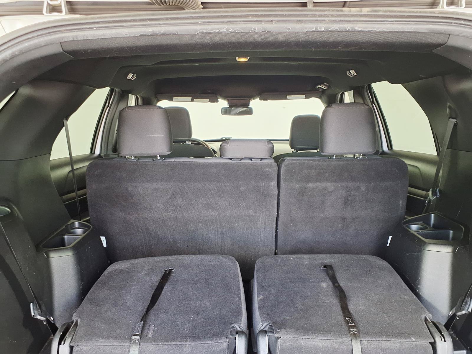 Used 2018 Ford Explorer XLT w/ Equipment Group 201A FWD image 8