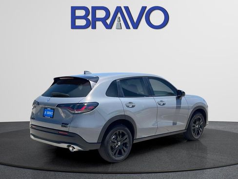 New 2026 Honda HR-V Sport image 5