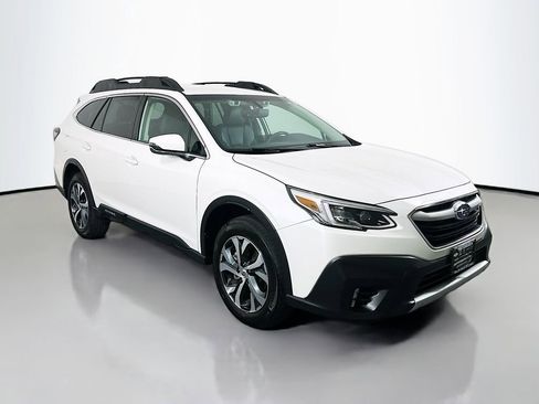 Used 2021 Subaru Outback Limited image 1