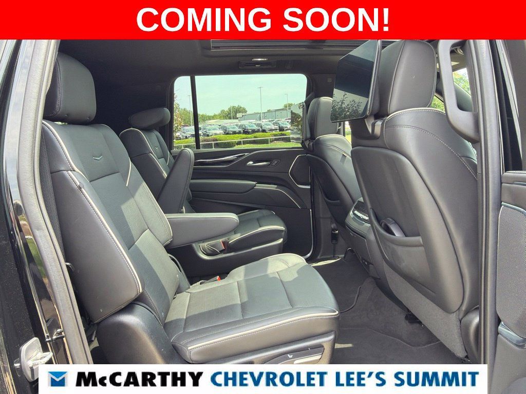 Used 2023 Cadillac Escalade ESV Sport w/ Touring Package AWD/4WD image 40